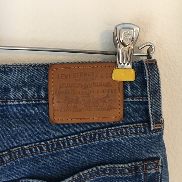 Levi Wedgie Straight Jeans - Picture 6 of 7